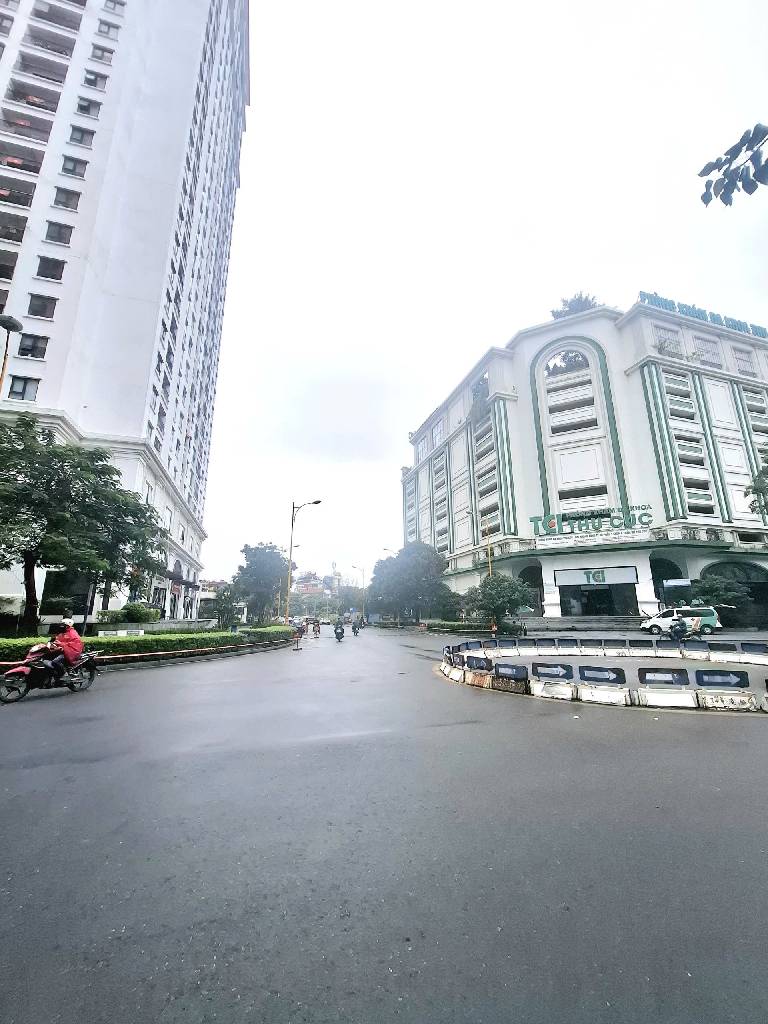 Bán nhà Đại Từ - diện tích 95.3m2 1 tầng - Lô góc thoáng sáng - giá 9 tỷ