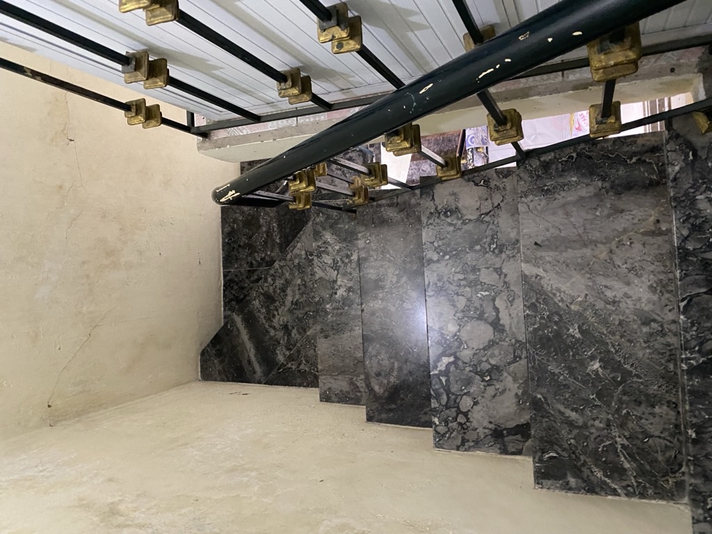 Bán nhà Đại La - diện tích 35.9m2 4 tầng - Nhà đẹp lung linh - giá 8,5 tỷ