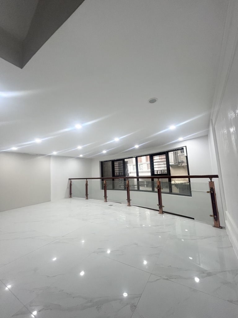 Bán nhà Lương Định Của - diện tích 65m2 7 tầng - Ngõ thông ô tô kinh doanh - giá 24 tỷ