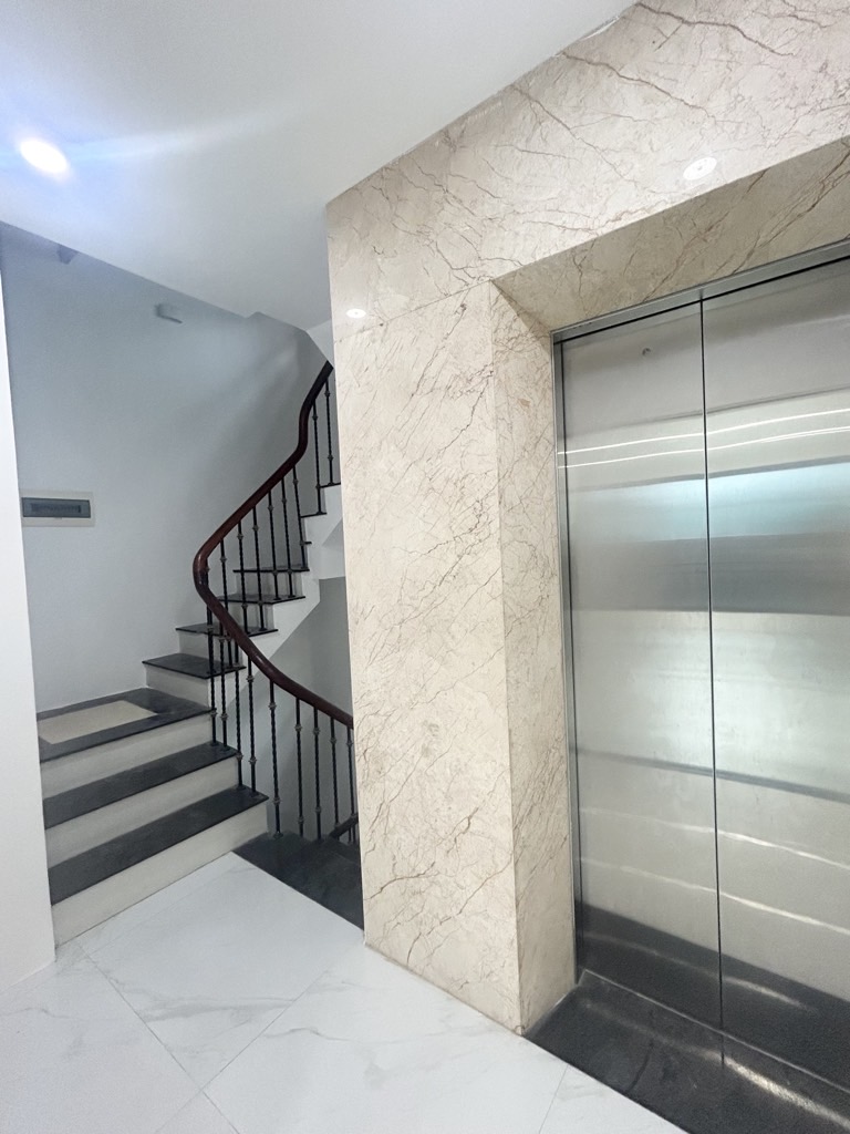 Bán nhà Lương Định Của - diện tích 65m2 7 tầng - Ngõ thông ô tô kinh doanh - giá 24 tỷ