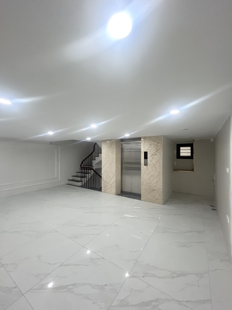 Bán nhà Lương Định Của - diện tích 65m2 7 tầng - Ngõ thông ô tô kinh doanh - giá 24 tỷ