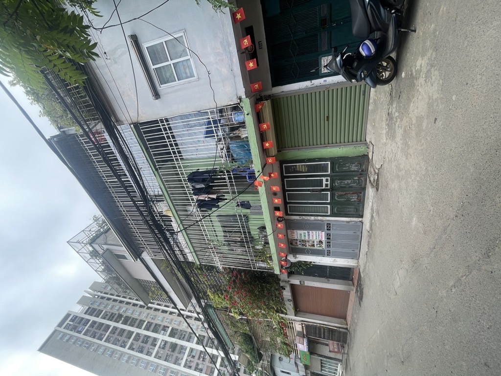 Bán nhà Khương Trung - diện tích 32.3m2 3 tầng - ô tô tránh - giá 7,5 tỷ