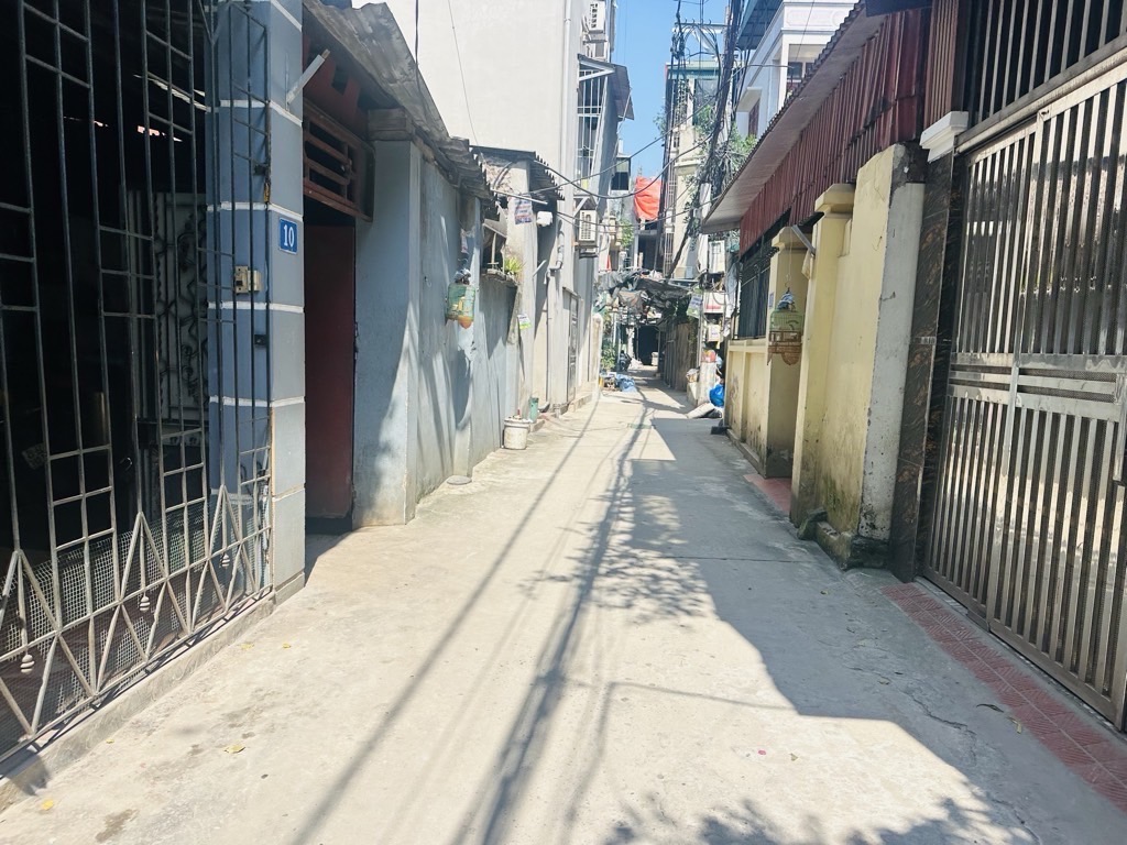 Bán nhà Nam Dư - diện tích 47.2m2 1 tầng - Ô tô cách nhà 15m - giá 7,5 tỷ