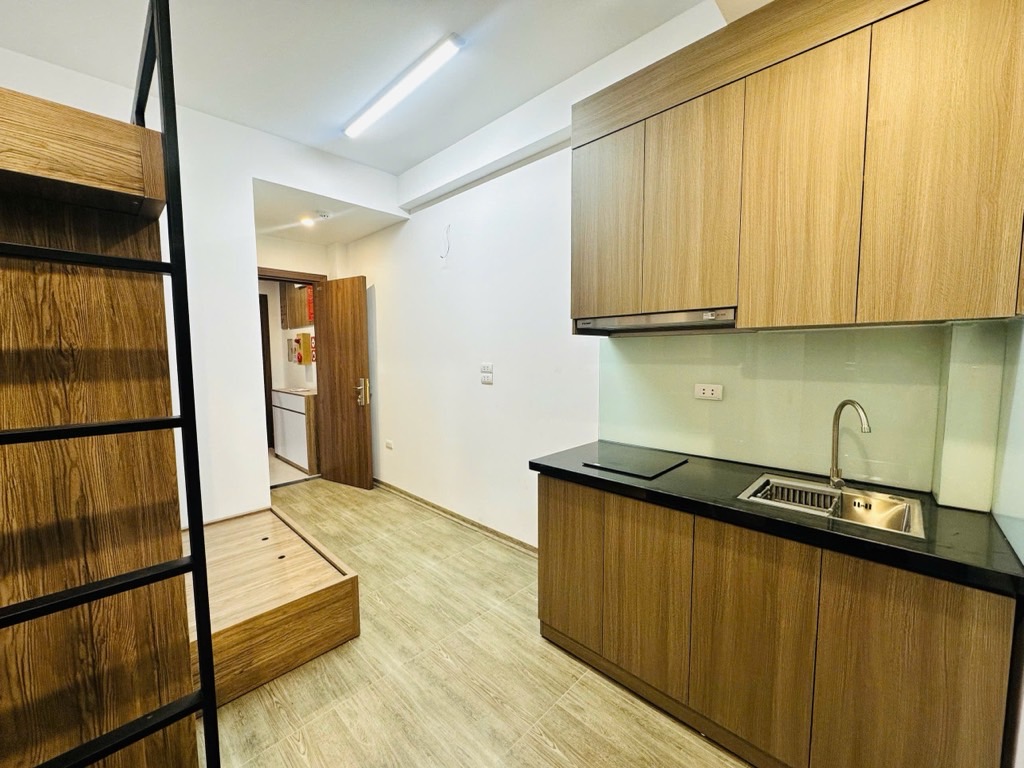 Bán nhà Trương Định - diện tích 42.2m2 5 tầng - Sổ đỏ chính chủ - giá 10,5 tỷ