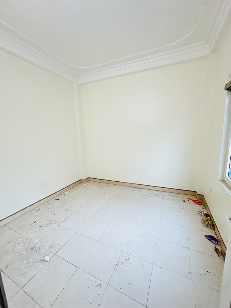 Bán nhà Nam Dư - diện tích 50m2 4 tầng - Ô tô đỗ cửa - giá 8,5 tỷ