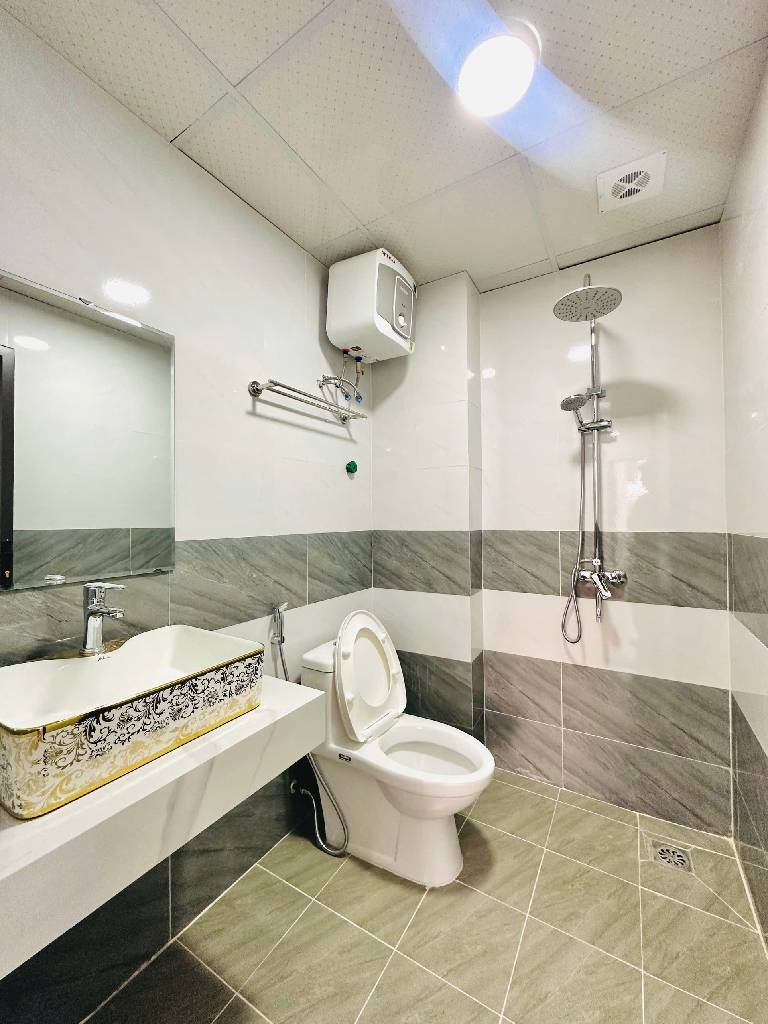 Bán nhà Thúy Lĩnh - diện tích 35m2 5 tầng - Ô TÔ - THANG MÁY - LÔ GÓC - giá 6 tỷ