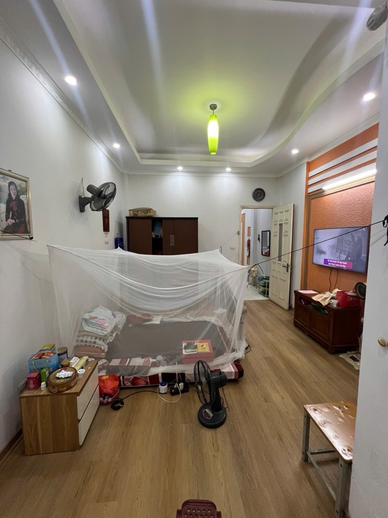 Bán nhà Bùi Xương Trạch - diện tích 61.7m2 6 tầng - Ô TÔ KINH DOANH - giá 20 tỷ