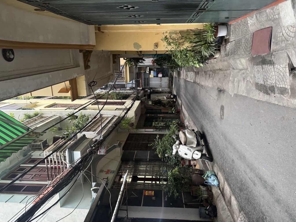 Bán nhà Vân Hồ - diện tích 21,3m2 6 tầng - Ô tô dừng đỗ 15m - giá 8,9 tỷ