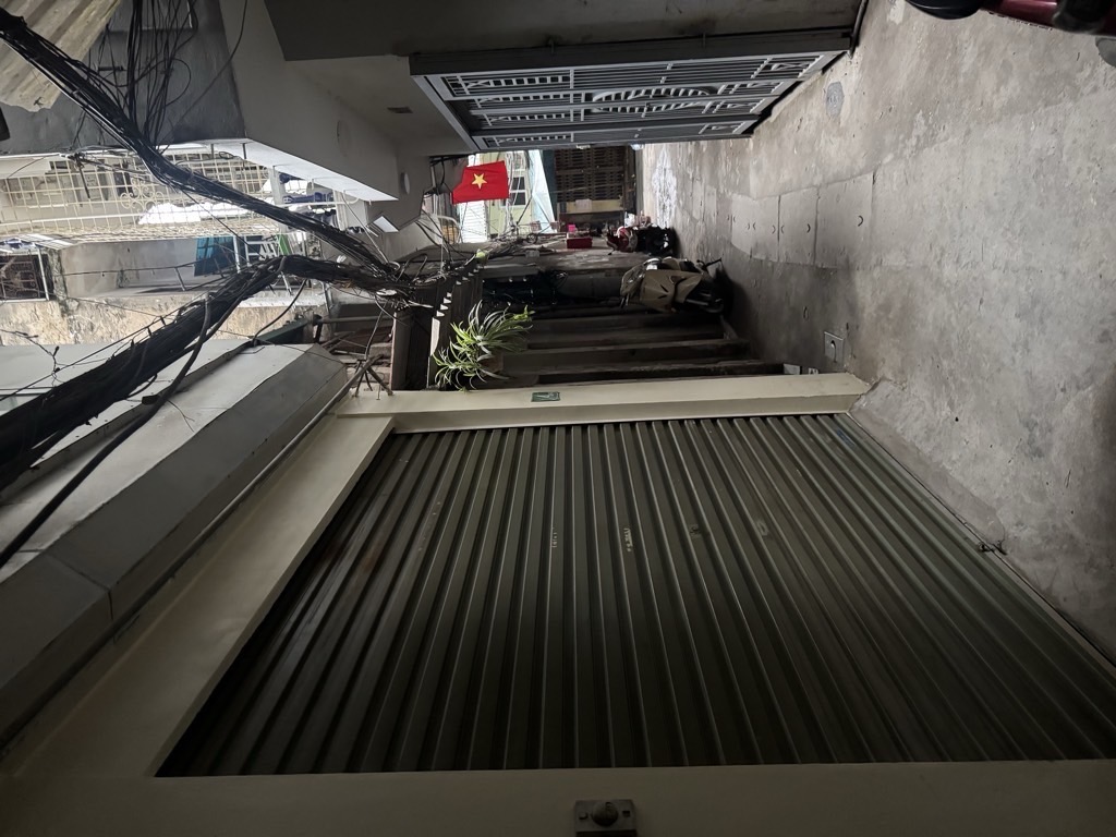 Bán nhà Vân Hồ - diện tích 21,3m2 6 tầng - Ô tô dừng đỗ 15m - giá 8,9 tỷ