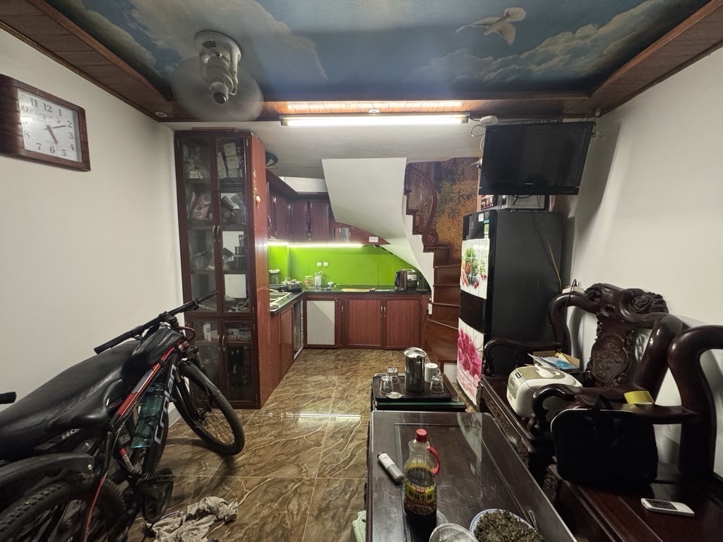 Bán nhà Vân Hồ - diện tích 21,3m2 6 tầng - Ô tô dừng đỗ 15m - giá 8,9 tỷ