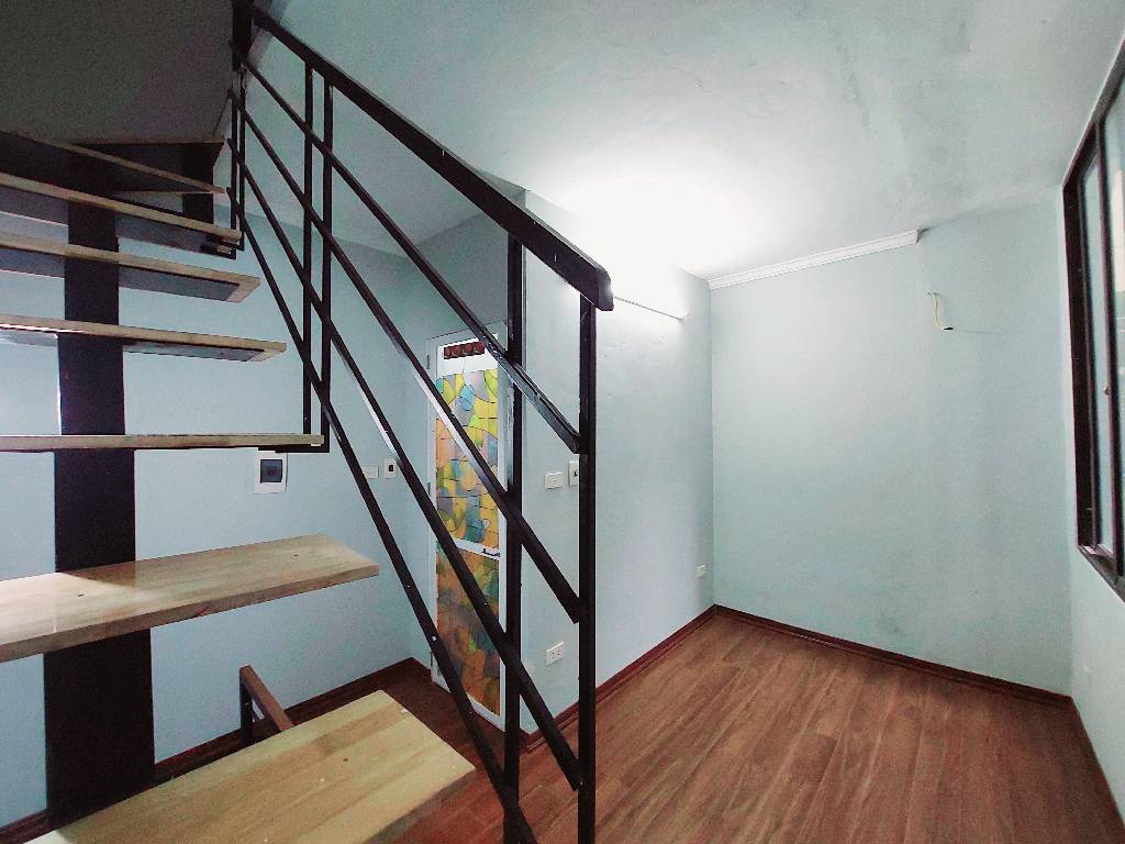 Bán nhà Tân Mai - diện tích 15.1m2 4 tầng - ô tô cách vài bước chân - giá 2,48 tỷ