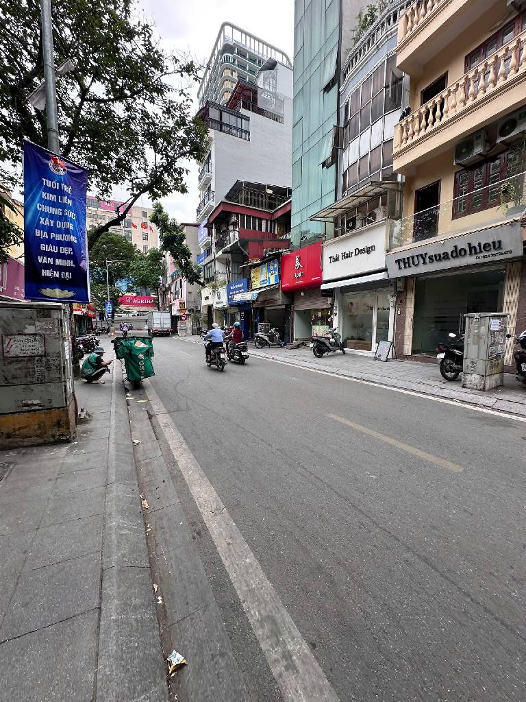 Bán nhà Đặng Văn Ngữ - diện tích 34.5m2 1 tầng - Kinh doanh sầm uất - giá 17 tỷ