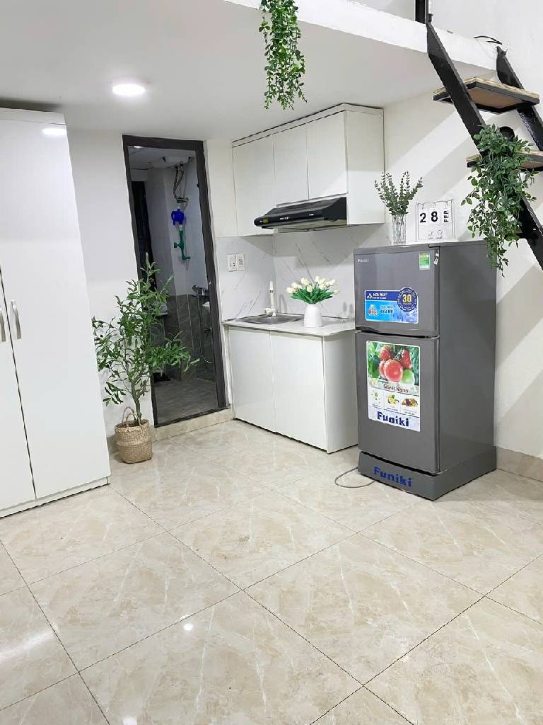 Bán nhà Khương Đình - diện tích 63m2 8 tầng - Thang máy, 17 phòng cho thuê - giá 18 tỷ