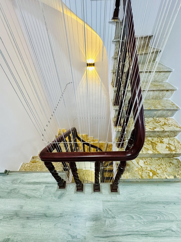 Bán nhà Mai Động - diện tích 50m2 4 tầng - ô tô đỗ cổng - giá 8,2 tỷ