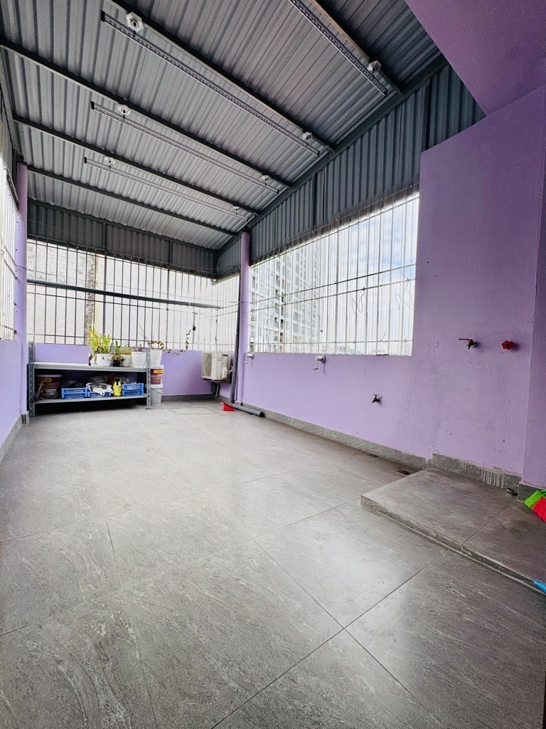 Bán nhà Mai Động - diện tích 50m2 4 tầng - ô tô đỗ cổng - giá 8,2 tỷ