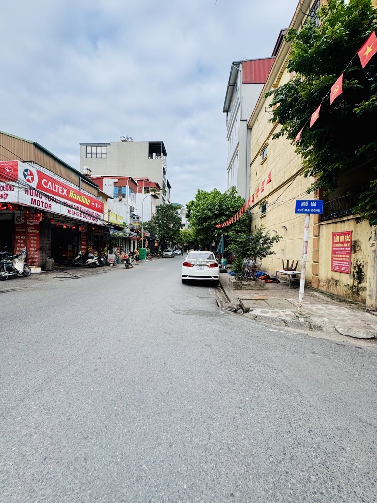 Bán nhà Mai Động - diện tích 50m2 4 tầng - ô tô đỗ cổng - giá 8,2 tỷ