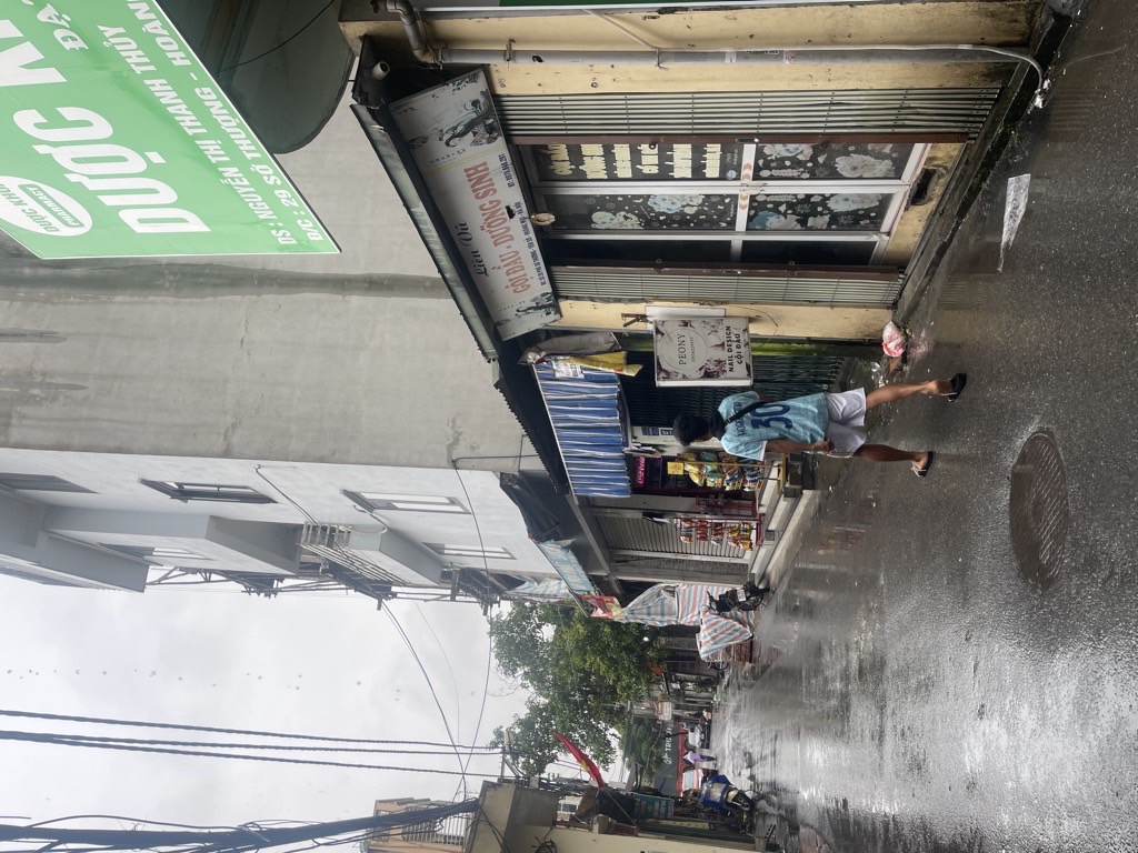 Bán nhà Sở Thượng - diện tích 31m2 5 tầng - ô tô đỗ gần - giá 8,3 tỷ