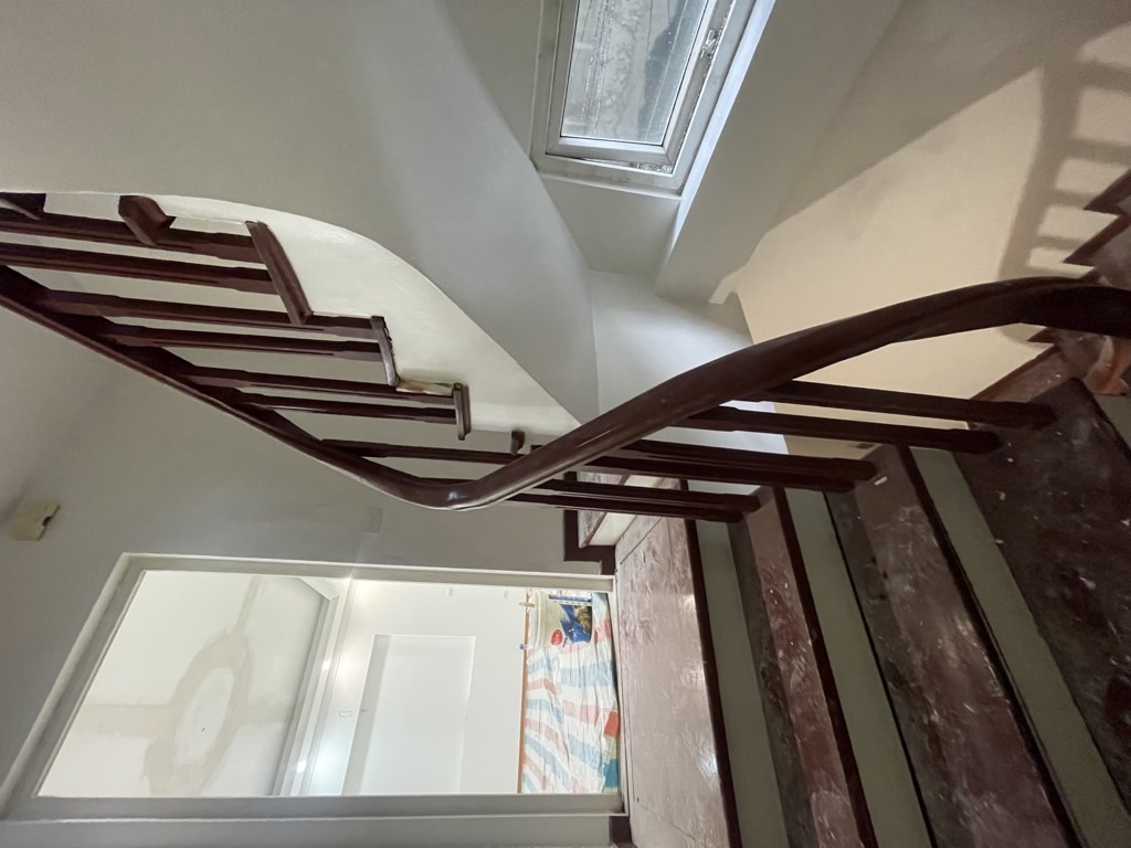 Bán nhà Sở Thượng - diện tích 31m2 5 tầng - ô tô đỗ gần - giá 8,3 tỷ