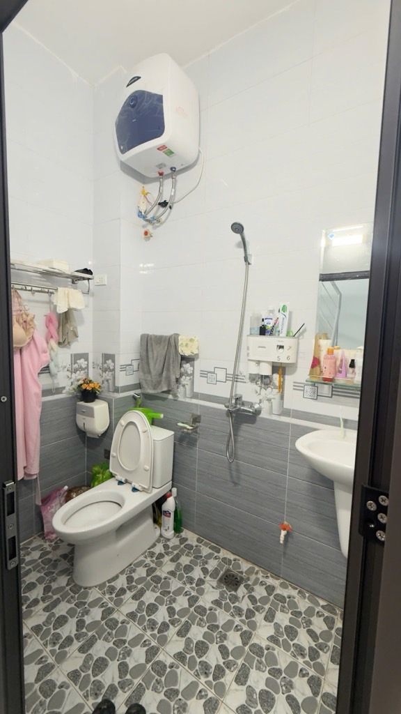 Bán nhà Định Công Thượng - diện tích 35m2 3 tầng - ô tô đỗ cửa - giá 3,25 tỷ