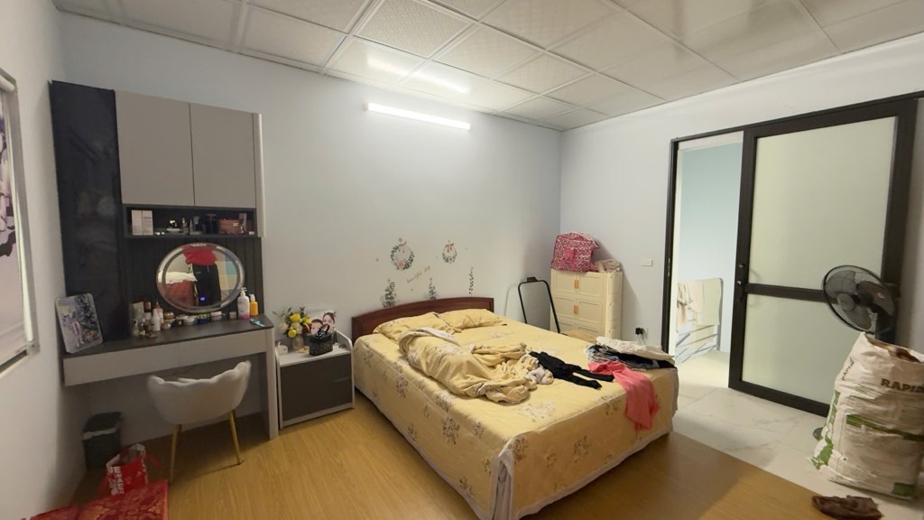 Bán nhà Định Công Thượng - diện tích 35m2 3 tầng - ô tô đỗ cửa - giá 3,25 tỷ