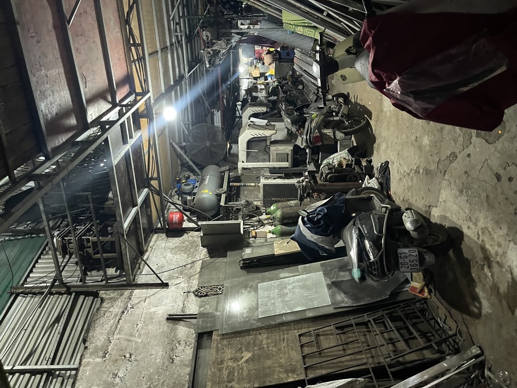 Bán nhà Bùi Xương Trạch - diện tích 80m2 1 tầng - ô tô tránh - giá 9,6 tỷ