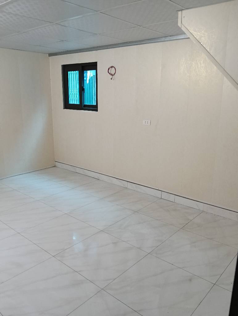 Bán nhà Định Công Hạ - diện tích 48m2 2 tầng - Ô TÔ TRÁNH NHAU 20M - giá 1,65 tỷ