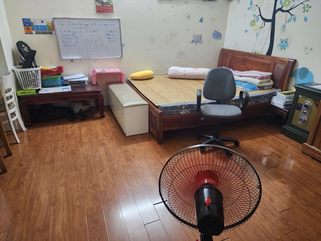 Bán nhà Phạm Ngọc Thạch - diện tích 80m2 1 tầng - Căn góc, ô tô để trong nhà - giá 8,8 tỷ