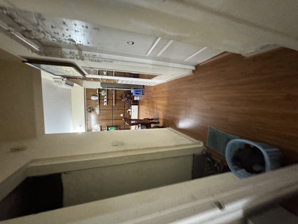 Bán nhà Phạm Ngọc Thạch - diện tích 80m2 1 tầng - Căn góc, ô tô để trong nhà - giá 8,8 tỷ