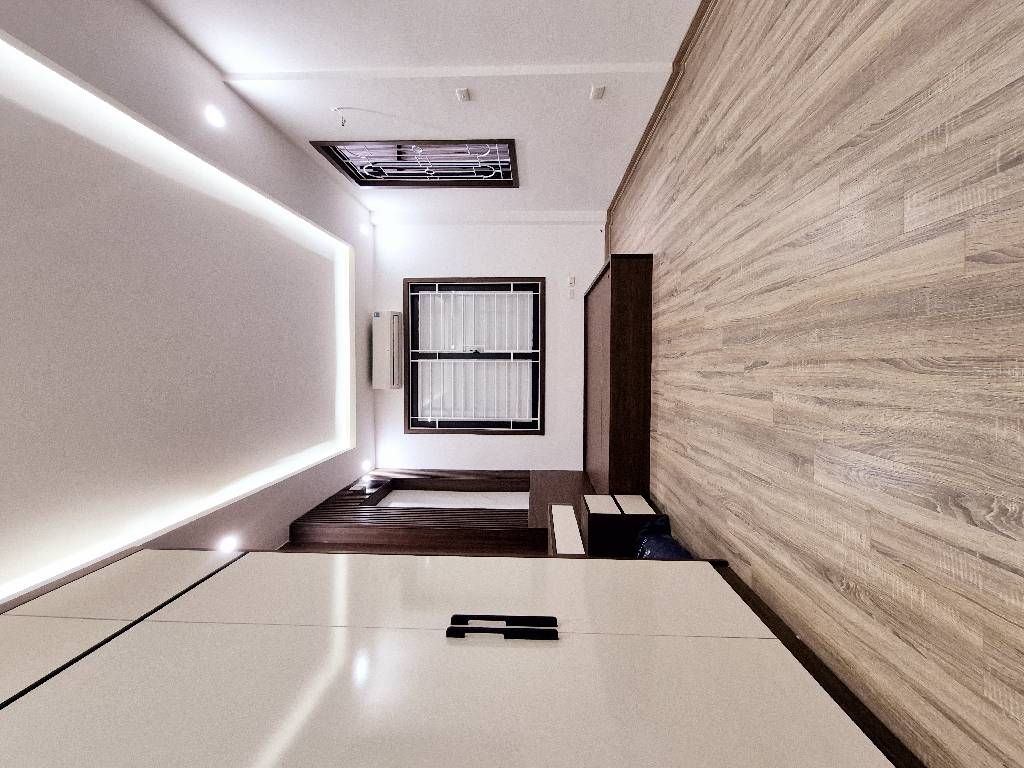 Bán nhà Trường Chinh - diện tích 30m2 5 tầng - Ô tô đỗ cửa - giá 7,5 tỷ