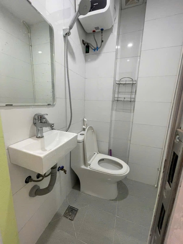 Bán nhà Trương Định - diện tích 18m2 5 tầng - Nhà đẹp hiếm có - giá 4,8 tỷ