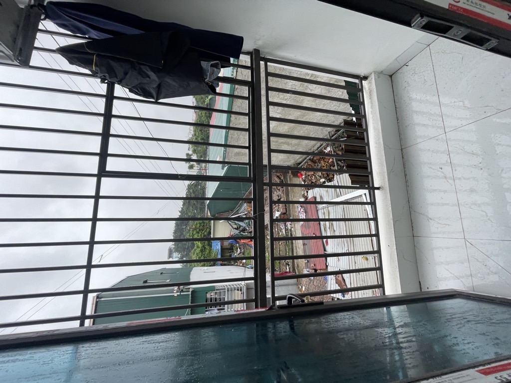 Bán nhà Định Công - diện tích 36.6m2 2 tầng - Nhà Mới Kinh Koong, ô tô tránh - giá 3,3 tỷ