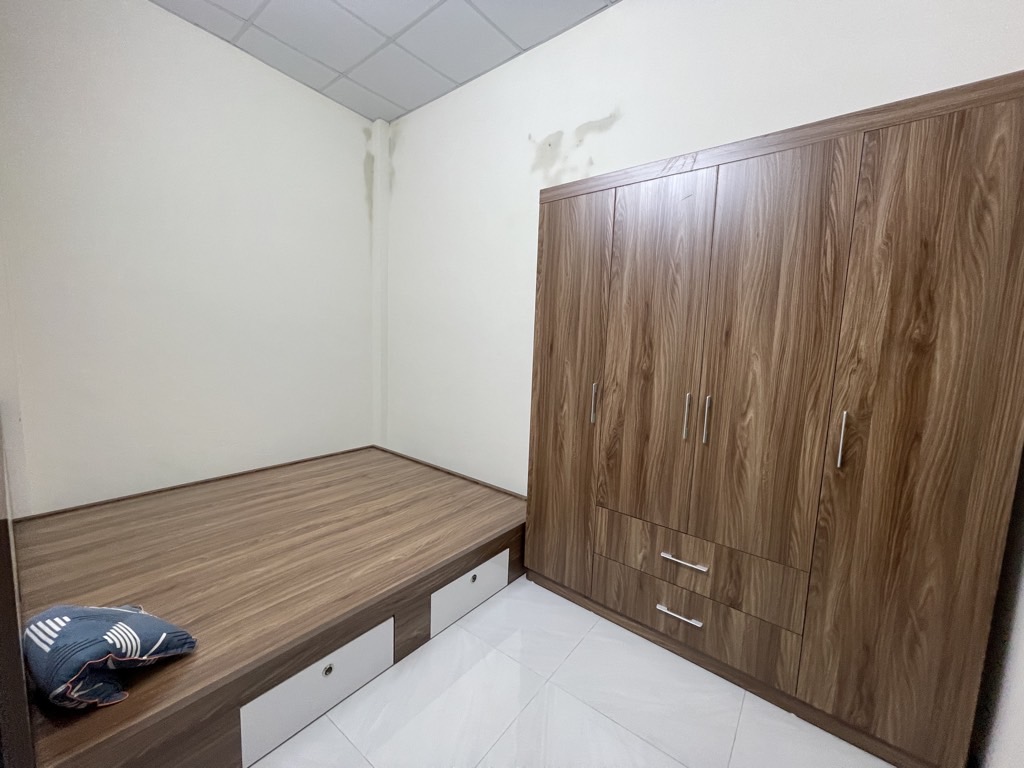 Bán nhà Định Công Thượng - diện tích 30.6m2 2 tầng - Ô tô tránh - giá 2,5 tỷ