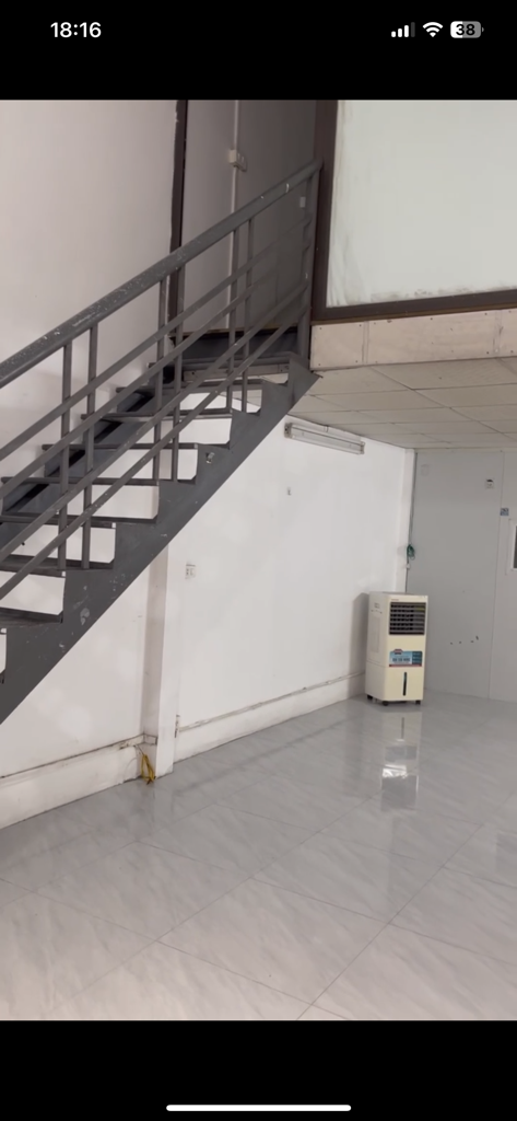 Bán nhà Định Công Thượng - diện tích 66.7m2 1 tầng - nhà đi được 2 mặt ngõ - giá 2,55 tỷ