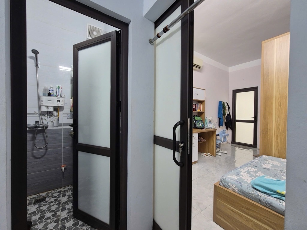 Bán nhà Định Công Thượng - diện tích 35m2 3 tầng - ô tô đỗ cửa - giá 3,25 tỷ