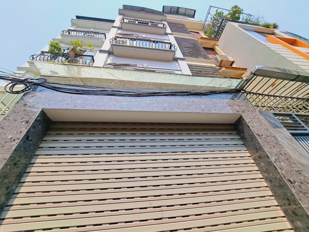 Bán nhà Đại Từ - diện tích 45.5m2 5 tầng - Nhà xây mới, tặng full nội thất - giá 9,25 tỷ