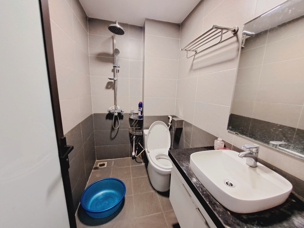 Bán nhà Đại Từ - diện tích 45.5m2 5 tầng - Nhà xây mới, tặng full nội thất - giá 9,25 tỷ