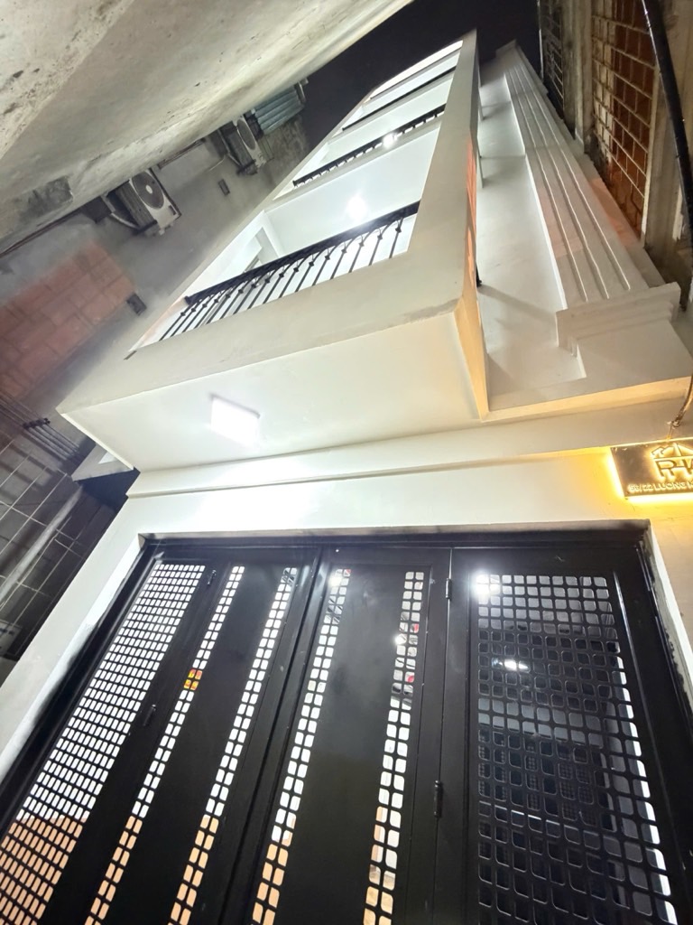 Bán nhà Lương Khánh Thiện - diện tích 40m2 6 tầng - Thang máy, cho thuê 600 triệu/năm - giá 12,38 tỷ
