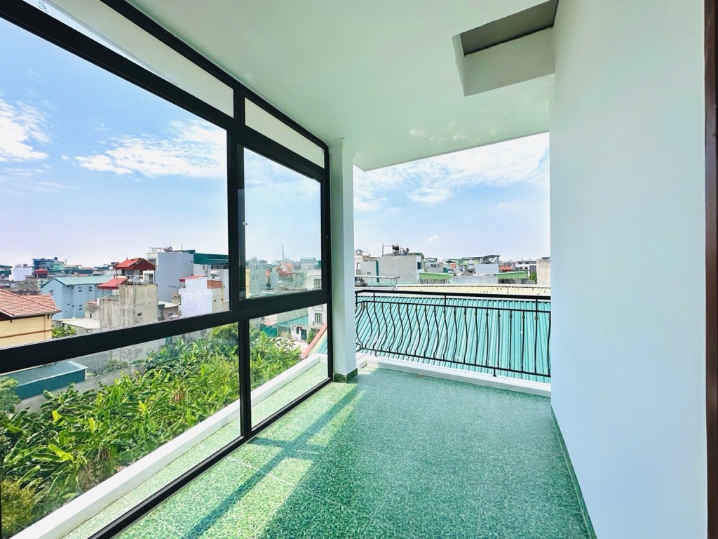 Bán nhà Thanh Lân - diện tích 32.2m2 5 tầng - Lô góc, gần phố - giá 8,9 tỷ