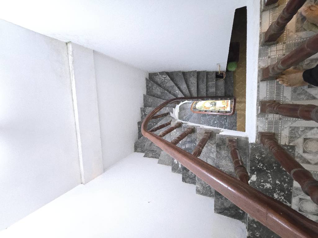 Bán nhà Bằng Liệt - diện tích 30,6m2 4 tầng - Nhà hai mặt thoáng, giá 7,4 tỷ