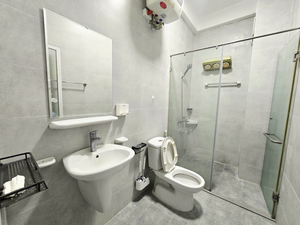 Bán nhà Ngõ Chợ Khâm Thiên - diện tích 46.1m2 5 tầng - Nhà đẹp hiếm có - giá 12,4 tỷ