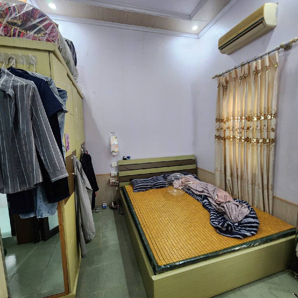 Bán nhà Dương Văn Bé - diện tích 39,5m2 3 tầng - ngõ ô tô đi thoải mái - giá 6,7 tỷ