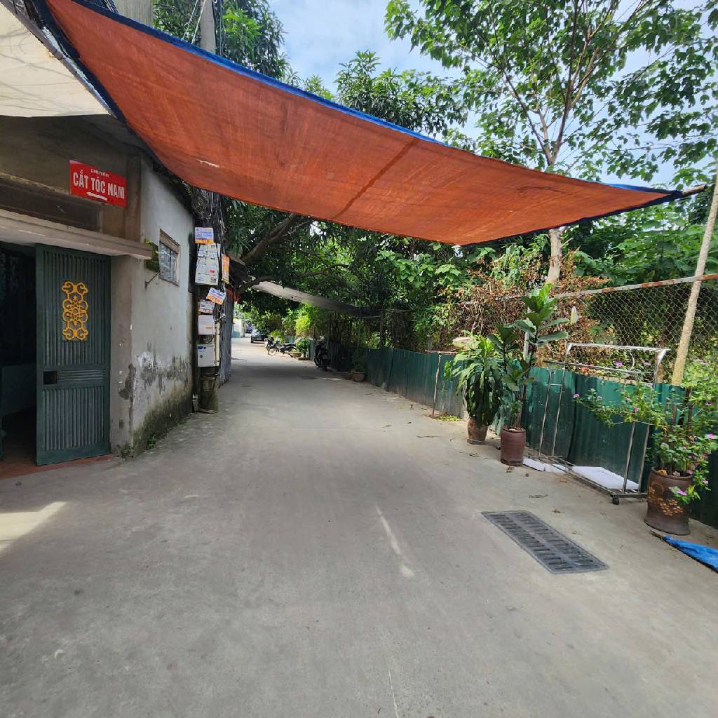 Bán nhà Dương Văn Bé - diện tích 39,5m2 3 tầng - ngõ ô tô đi thoải mái - giá 6,7 tỷ