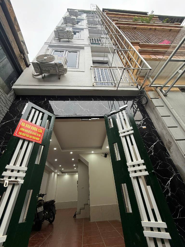 Bán nhà Kim Giang - diện tích 49m2 6 tầng - Lô góc, thang máy - giá 10,5 tỷ