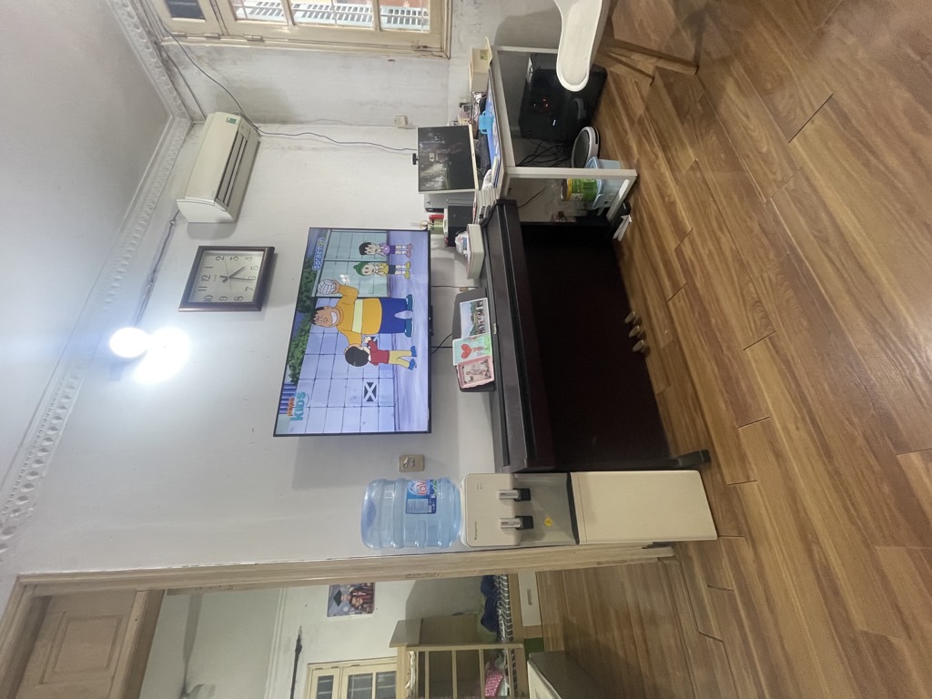 Bán nhà Yên Lạc - diện tích 47.9m2 3 tầng - Ô TÔ NGỦ TRONG NHÀ - giá 16,5 tỷ