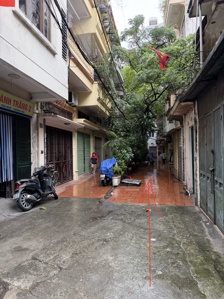 Bán nhà Lạc Trung - diện tích 49m2 1 tầng - ô tô đỗ cửa - giá 5,4 tỷ