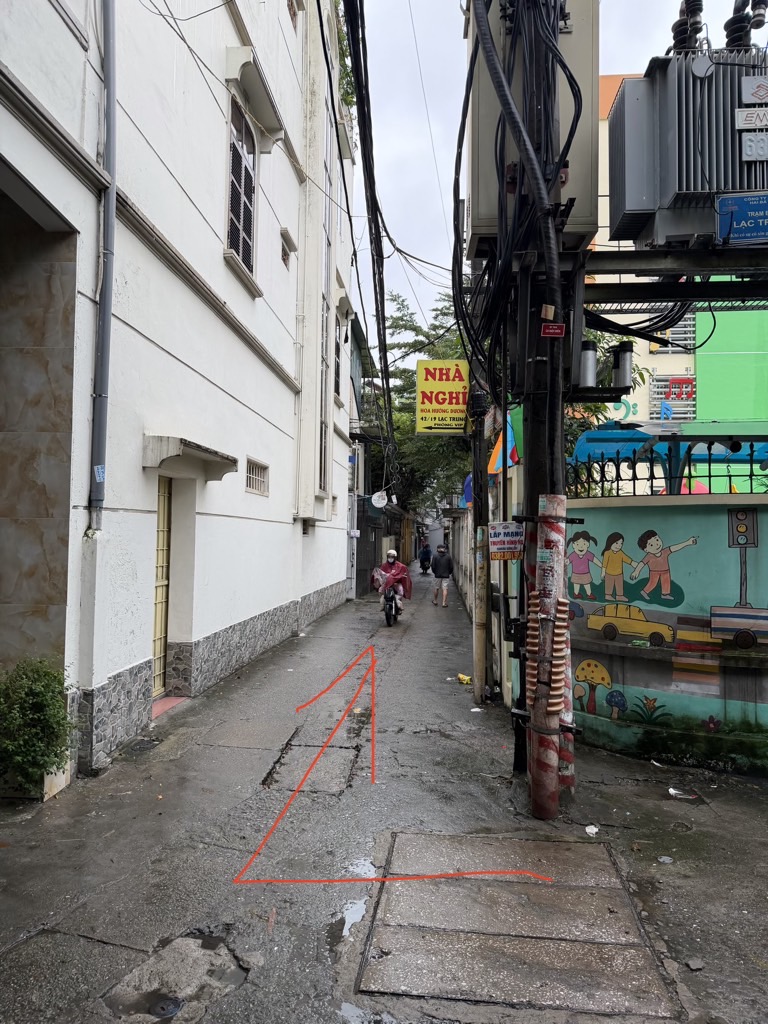 Bán nhà Lạc Trung - diện tích 49m2 1 tầng - ô tô đỗ cửa - giá 5,4 tỷ