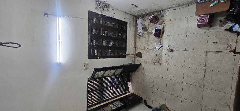 Bán nhà Nguyễn Trãi - diện tích 27.3m2 3 tầng - Ngõ nông thông - giá 6,8 tỷ