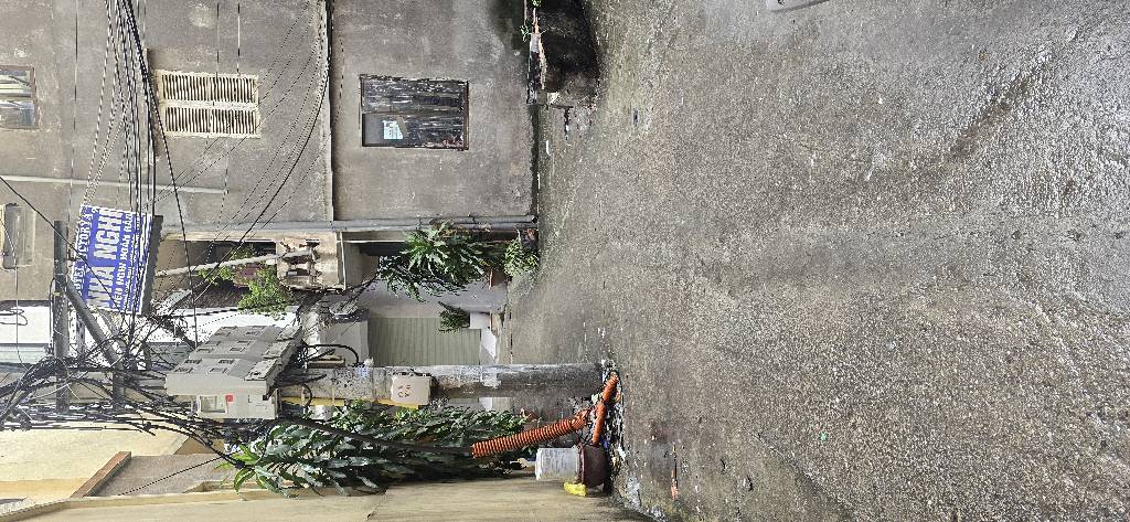 Bán nhà Nguyễn Trãi - diện tích 27.3m2 3 tầng - Ngõ nông thông - giá 6,8 tỷ