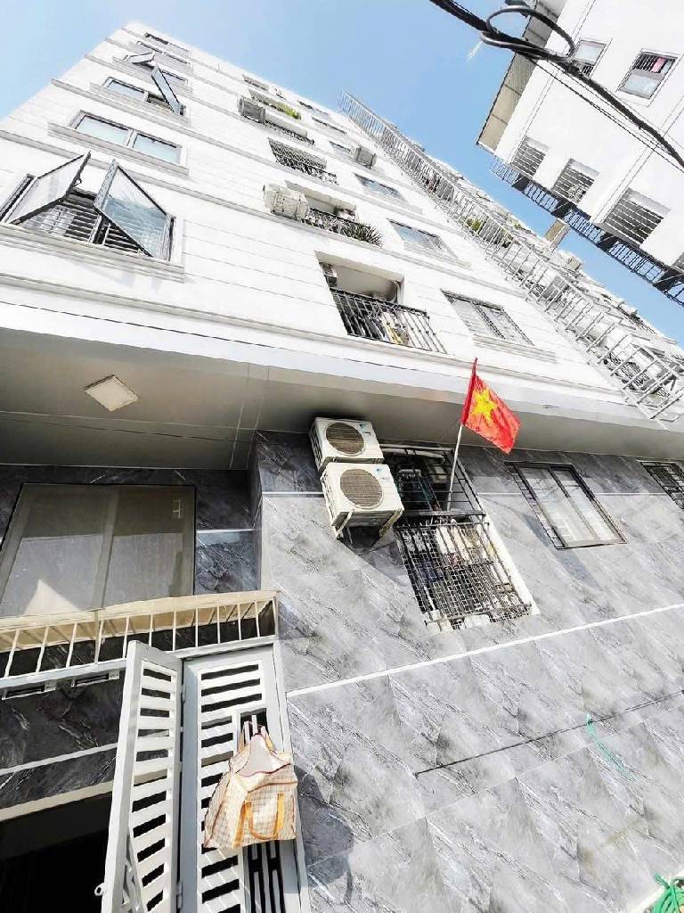 Bán nhà Quan Nhân - diện tích 50m2 7 tầng - Ô tô vào tận cổng - giá 2,4 tỷ