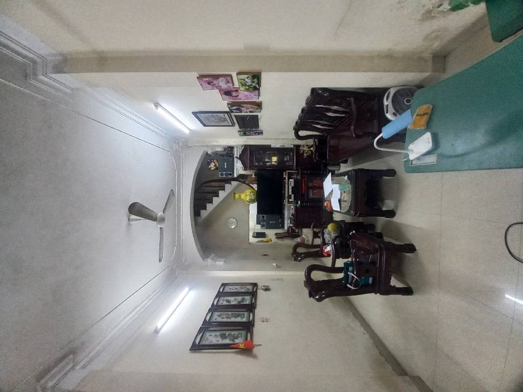 Bán nhà Nguyễn Đức Cảnh - diện tích 88.8m2 4 tầng - Mảnh đất rộng đẹp - giá 20 tỷ